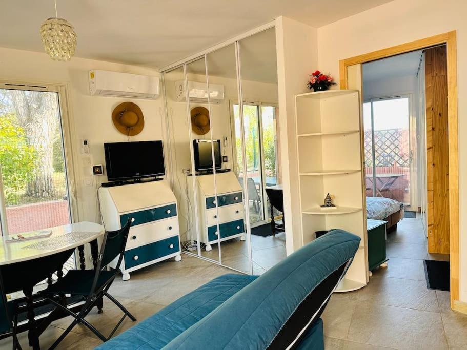 Moderne Mini Maison Lézignan-Corbières المظهر الخارجي الصورة